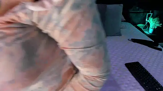 Snapshot of mariianna_lopez_ chatting on March 14, 5:46 pm mariianna lopez  online show from March 14, 5:46 pm