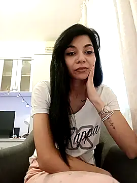 ReneeVoss online show from December 19, 5:47 am