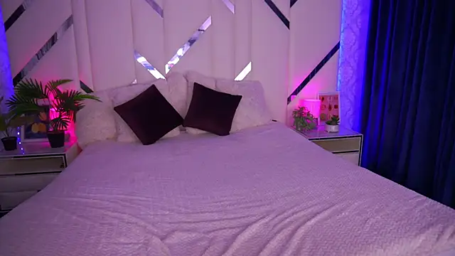 CuteeFoxy online show from October 23, 1:54 pm