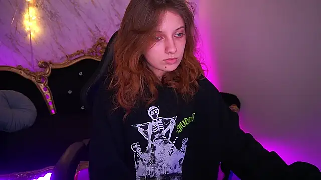 CuteeFoxy online show from January 19, 2:54 pm