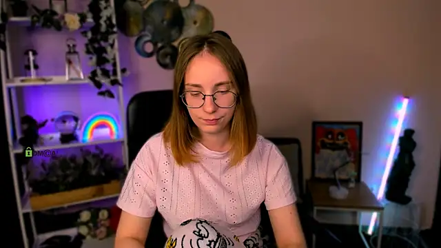 evalora vei online show from April 15, 7:32 pm