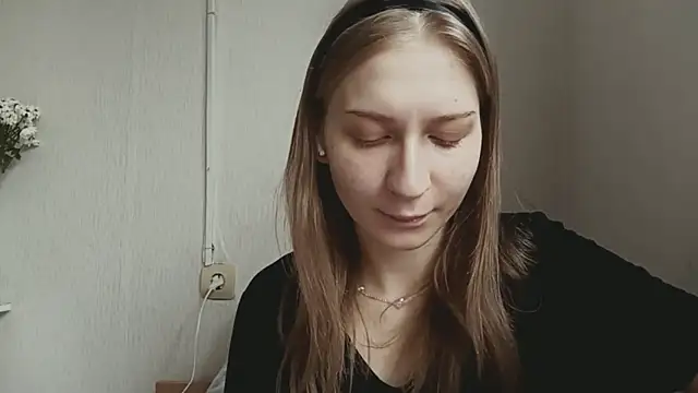 Snapshot of PetronilaReagen chatting on December 3, 7:49 am PetronilaReagen online show from December 3, 7:49 am