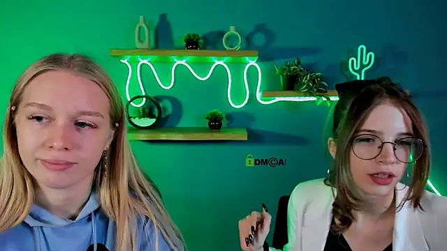 lulu fly  online show from November 14, 9:30 am