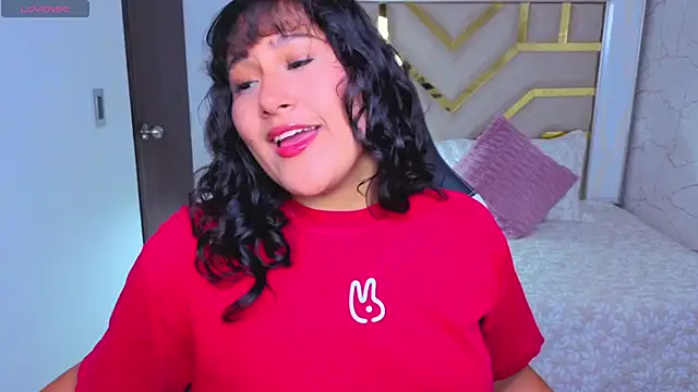 luna jonezz online show from December 18, 11:27 am