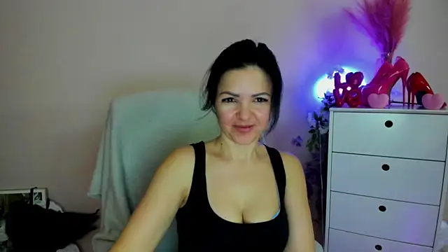 Mollybloom40 online show from April 3, 8:34 am