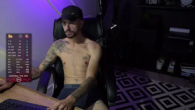 monsieurguitsxxx online show from July 9, 11:58 am