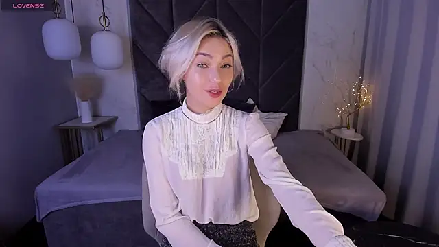 AlysiaSun  online show from October 17, 1:57 pm