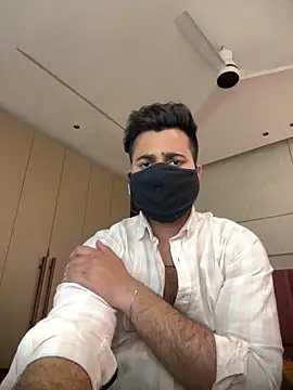 Snapshot of Notme_09 chatting on February 21, 2:18 pm Notme 09 online show from February 21, 2:18 pm