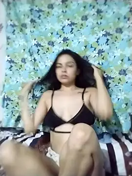 Snapshot of AriannaRose chatting on November 5, 3:39 am AriannaRose online show from November 5, 3:39 am