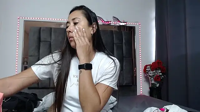 Salmma Milf online show from March 26, 11:38 am