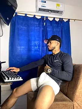 Kylian Alessandro online show from November 16, 12:44 pm