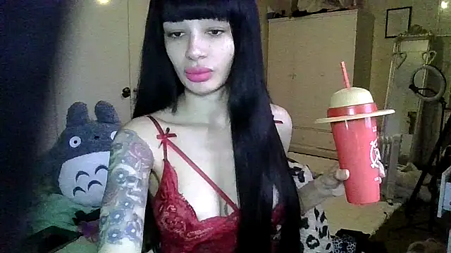 LucyMiax online show from December 1, 8:52 am