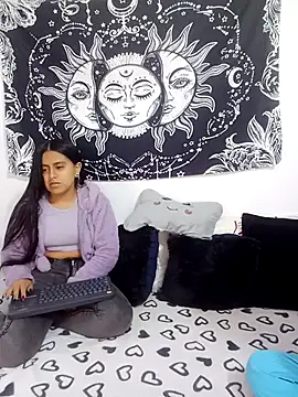 abby n emily online show from October 28, 12:19 pm