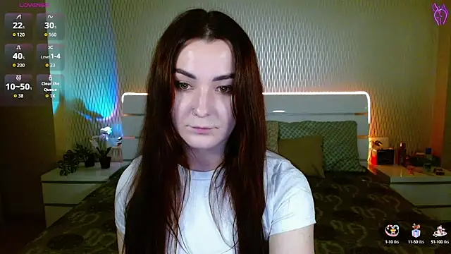 Snapshot of adelecherie69 chatting on October 16, 2:51 pm adelecherie69 online show from October 16, 2:51 pm