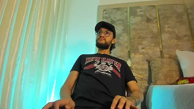 Liam Samderz online show from October 16, 12:06 pm