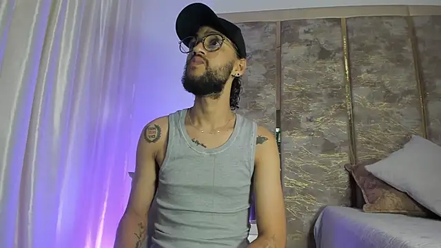 Liam Samderz online show from October 22, 11:32 am