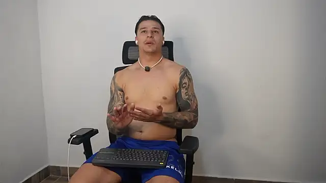 Dominick walker online show from March 17, 12:04 am