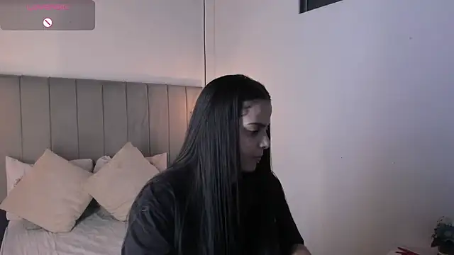 Pamela occoner  online show from November 13, 5:01 pm