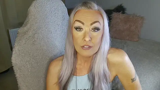 TheOGMiaMystique online show from April 15, 5:09 pm