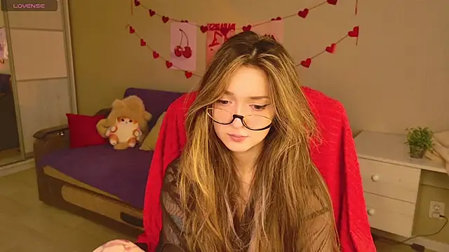 Snapshot of BellaSink chatting on February 4, 5:35 am BellaSink online show from February 4, 5:35 am