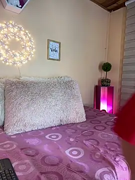 Snapshot of Meggie_ chatting on November 14, 11:46 pm Meggie online show from November 14, 11:46 pm