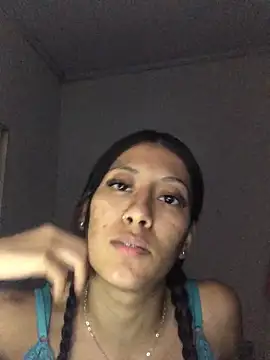 Snapshot of santosz83 chatting on October 31, 4:13 am santosz83 online show from October 31, 4:13 am