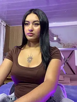 Emilux  online show from May 14, 11:50 am