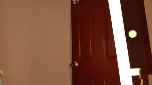 Rhosynn online show from February 23, 7:00 pm