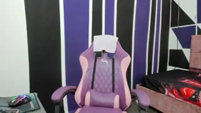 scarleth18 online show from December 15, 7:18 pm