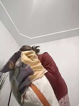 SandyCassie online show from November 14, 5:39 am