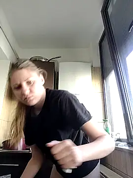 SandyCassie online show from May 13, 5:49 am