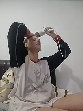 SandyCassie online show from May 24, 6:24 pm