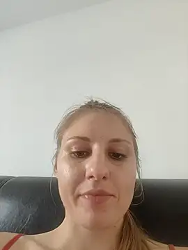 SandyCassie online show from June 24, 7:07 am