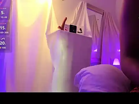 Snapshot of Yamilk101 chatting on November 29, 4:59 am Yamilk101 online show from November 29, 4:59 am