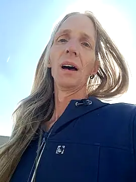 Cheryl F online show from April 22, 10:06 am