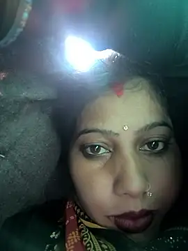 Snapshot of Ragni_bhargav chatting on February 3, 8:52 am Ragni bhargav online show from February 3, 8:52 am