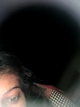 Snapshot of Ragni_bhargav chatting on February 10, 1:10 am Ragni bhargav online show from February 10, 1:10 am