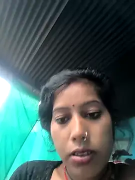 Snapshot of Ragni_bhargav chatting on February 20, 2:52 am Ragni bhargav online show from February 20, 2:52 am