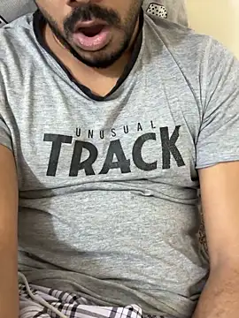 Handsome8677 online show from November 15, 9:43 pm