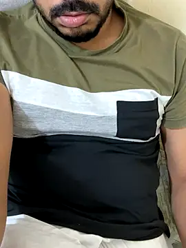 Handsome8677 online show from December 22, 11:46 pm