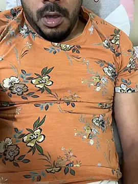 Handsome8677 online show from February 10, 9:30 pm