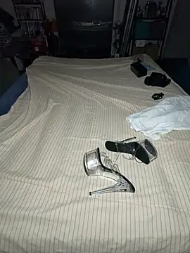 sissy diorcd online show from November 29, 7:44 am