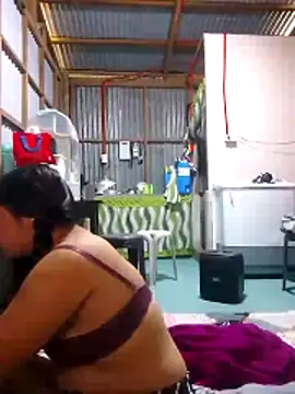 Snapshot of XxxHotCouples4u chatting on November 5, 11:49 pm XxxHotCouples4u online show from November 5, 11:49 pm