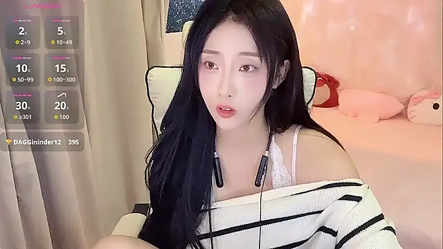 Snapshot of Ximi1 chatting on December 5, 4:25 pm Ximi1 online show from December 5, 4:25 pm