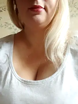 PaigexLynn online show from October 17, 7:22 am