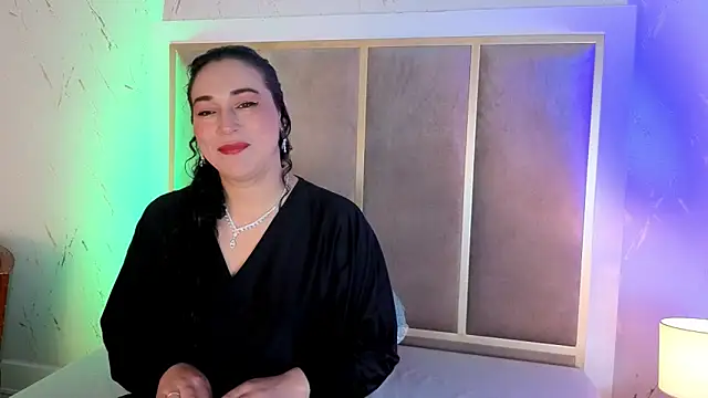 Elizabeth bennett 6 online show from November 2, 11:56 am