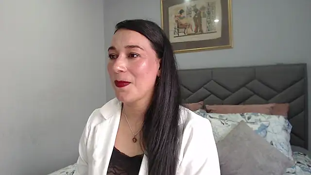 Elizabeth bennett 6 online show from March 27, 7:57 pm