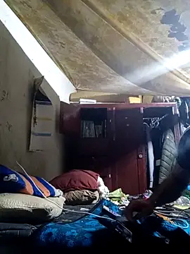 Snapshot of Cogelonregio chatting on March 3, 5:57 am Cogelonregio online show from March 3, 5:57 am