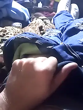 Snapshot of Cogelonregio chatting on March 27, 8:26 am Cogelonregio online show from March 27, 8:26 am