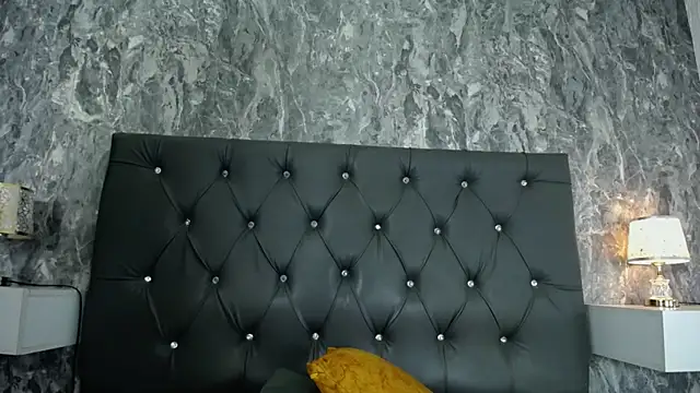 EuphoriaSavage online show from November 1, 1:13 pm